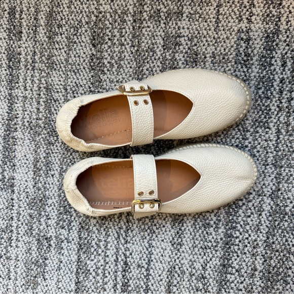 Cream Mary Jane Flats with Gold Accents, espadrille NWOT - Picture 2 of 5